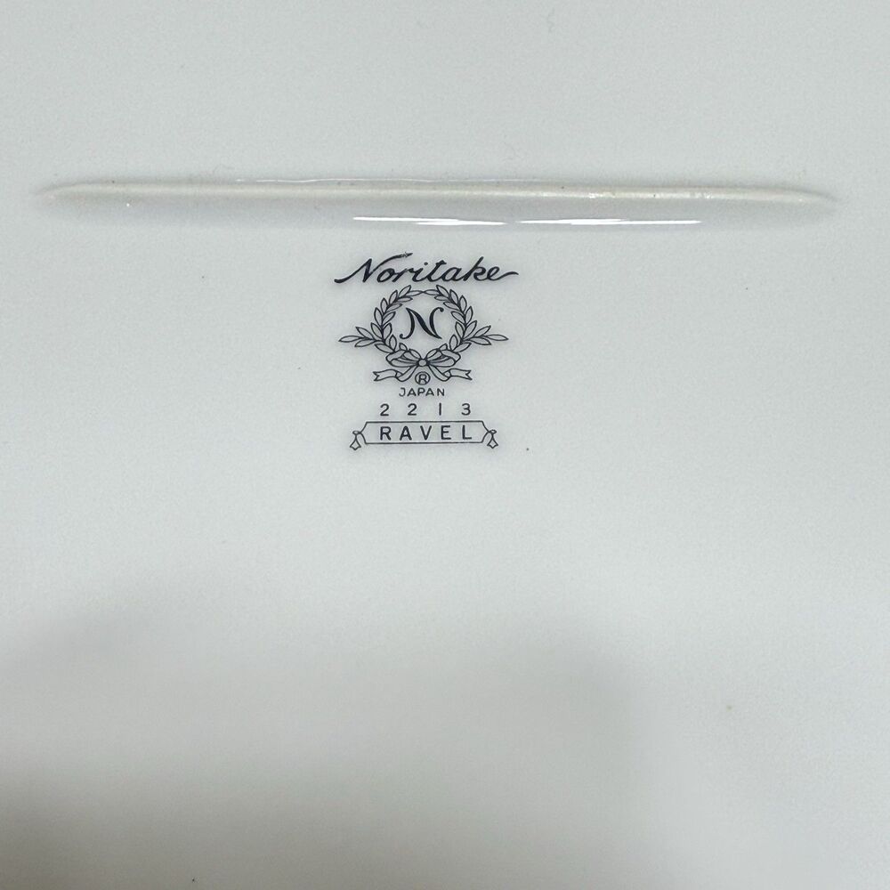 Noritake Ravel Oval Serving Platter White Blue 14" L TM - Picture 7 of 7